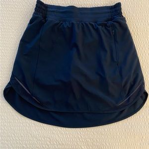 Lululemon Hotty Hot high-rise skirt LONG in NAVY